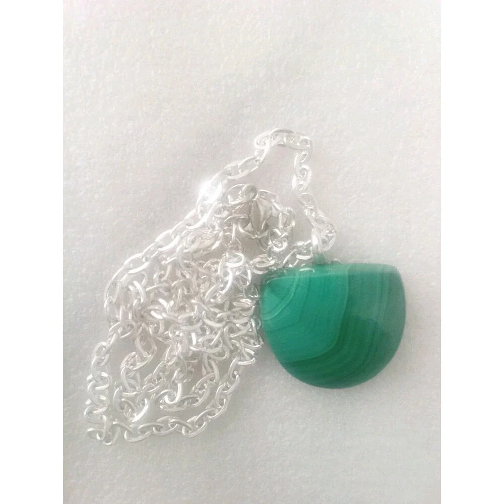 Green Banded Malachite Pendant Necklace 20